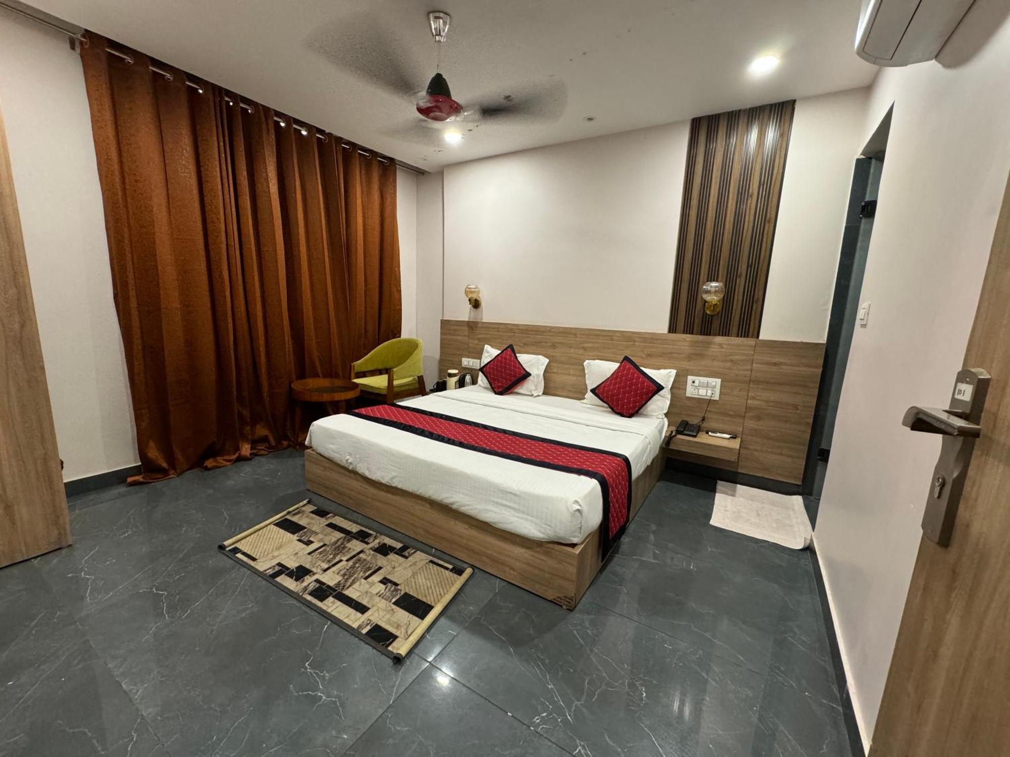 Namay Inn By T And M Hotels Haridwār Eksteriør billede