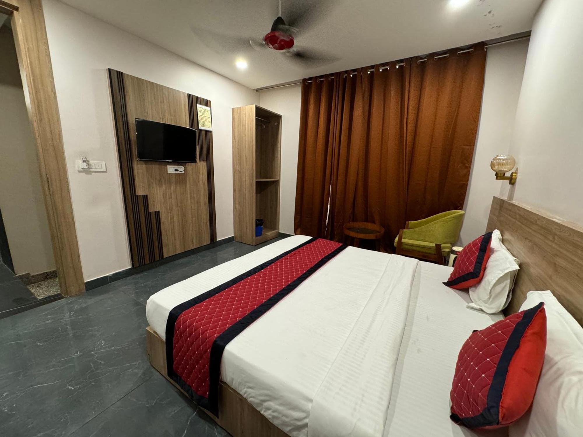 Namay Inn By T And M Hotels Haridwār Eksteriør billede